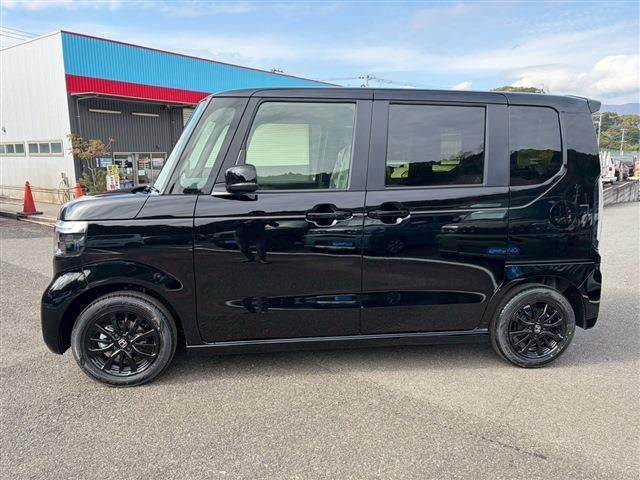 HONDA N BOX CUSTOM 2026 Image 31