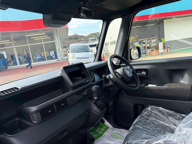 HONDA N BOX CUSTOM 2026 Image 31