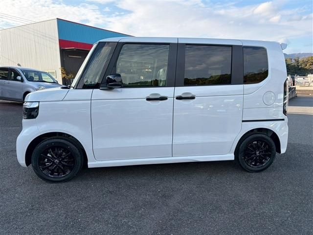 HONDA N BOX CUSTOM 2026 Image 31