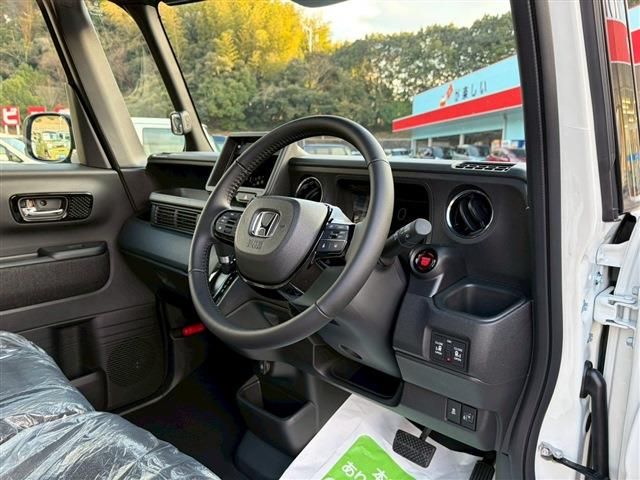 HONDA N BOX CUSTOM 2026 Image 31