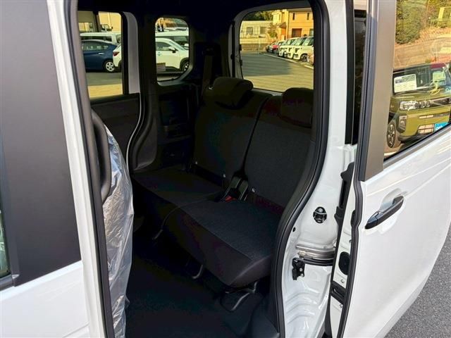 HONDA N BOX CUSTOM 2026 Image 31