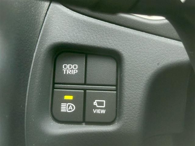 TOYOTA CROWN SEDAN HYBRID 2022 Image 31