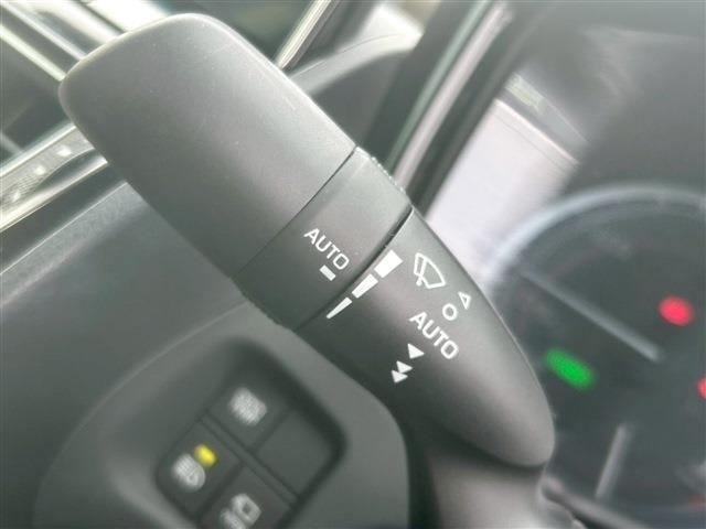 TOYOTA CROWN SEDAN HYBRID 2022 Image 31