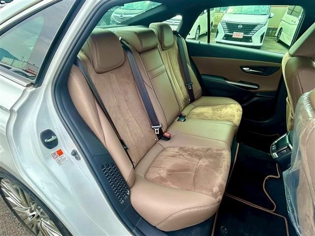 TOYOTA CROWN SEDAN HYBRID 2022 Image 31