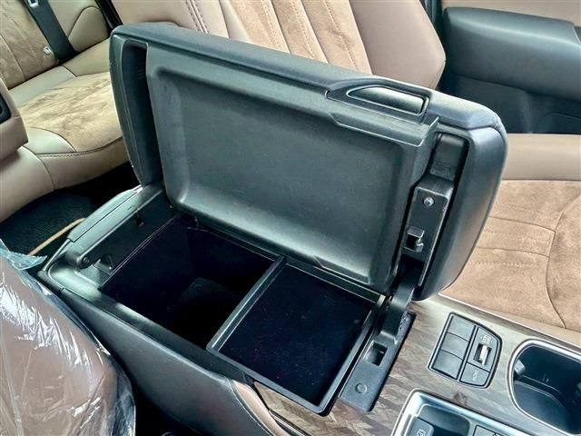 TOYOTA CROWN SEDAN HYBRID 2022 Image 31