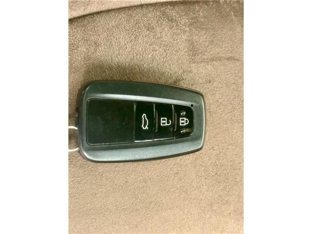 TOYOTA CROWN SEDAN HYBRID 2022 Image 31