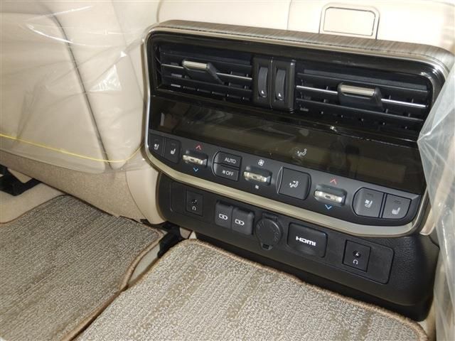 TOYOTA LANDCRUISER WAGON 2026 Image 31