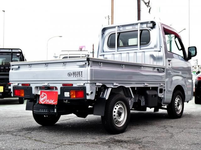 DAIHATSU HIJET TRUCK 4WD 2023 Image 31