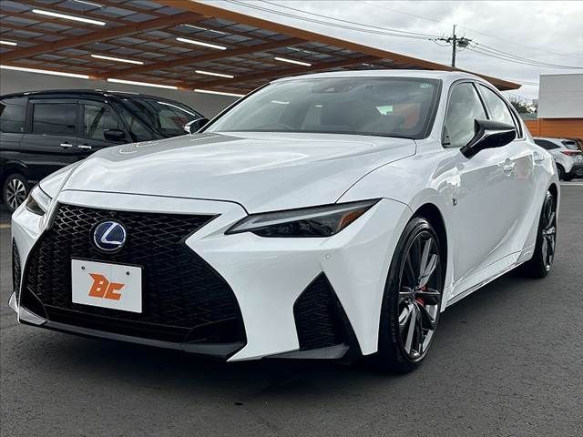 TOYOTA LEXUS IS300H 2022 Image 31