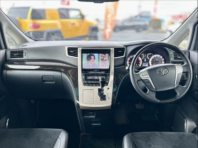 TOYOTA VELLFIRE 2014 Image 31