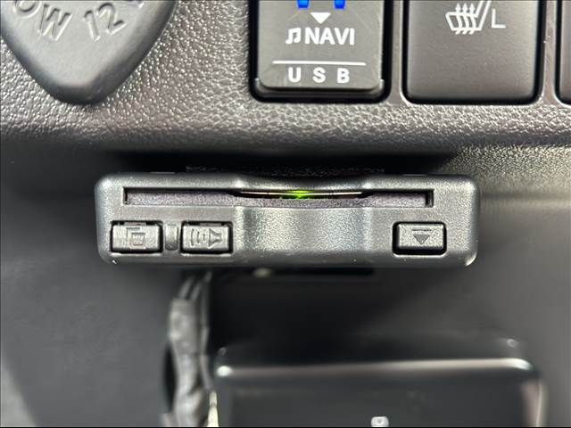 DAIHATSU MIRA E:S 2022 Image 31