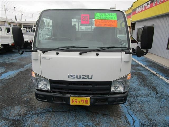 ISUZU  2013 Image 31