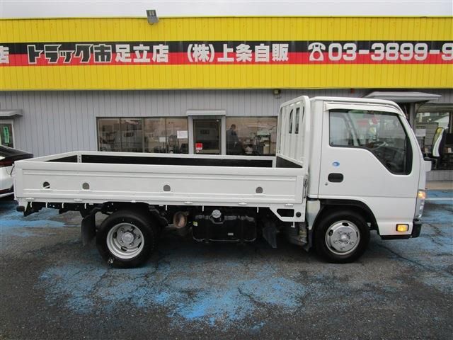 ISUZU  2013 Image 31