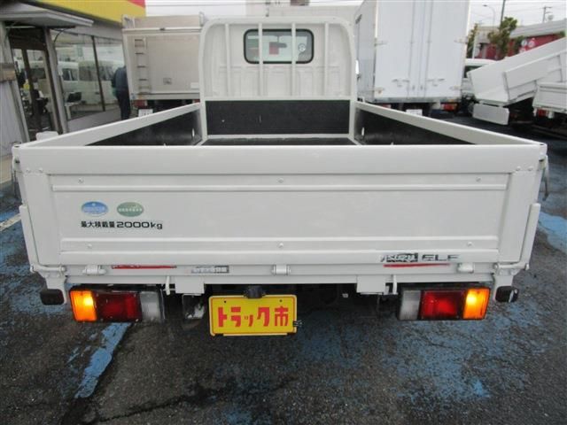 ISUZU  2013 Image 31