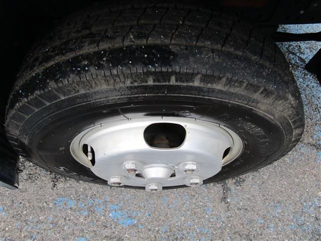 ISUZU  2013 Image 31