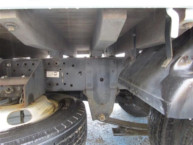 ISUZU  2013 Image 31