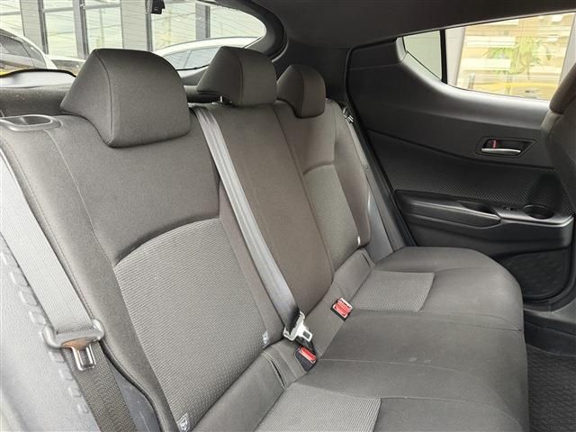 TOYOTA C-HR 2017 Image 31