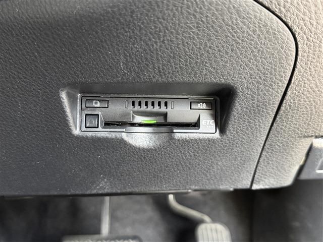 TOYOTA C-HR 2017 Image 31