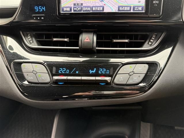 TOYOTA C-HR 2017 Image 31