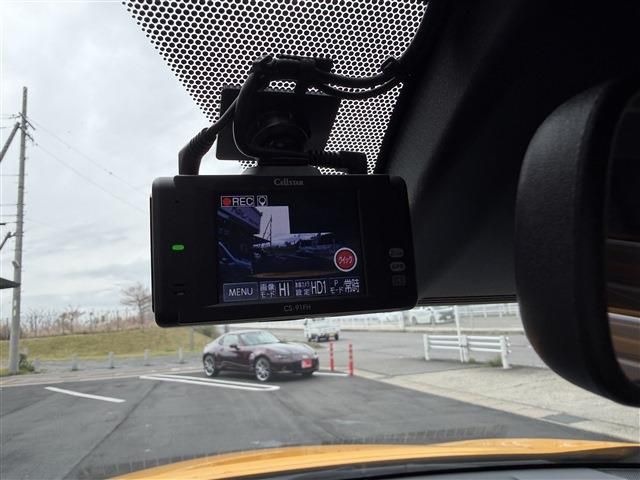 TOYOTA C-HR 2017 Image 31