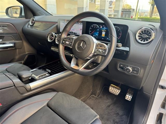 MERCEDES BENZ GLA CL 2022 Image 31