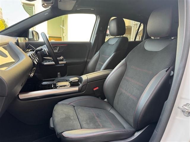 MERCEDES BENZ GLA CL 2022 Image 31