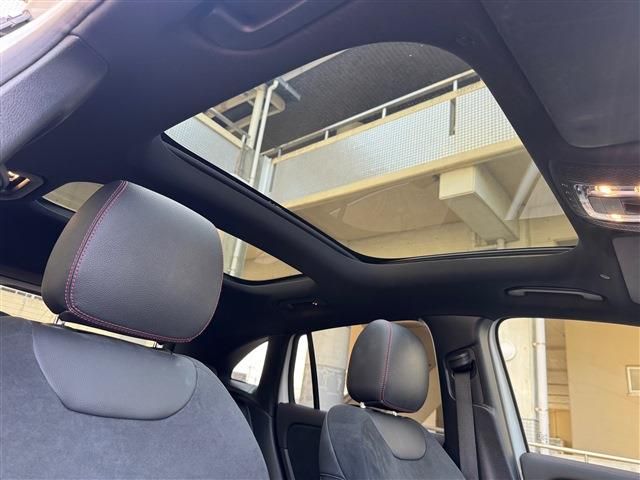 MERCEDES BENZ GLA CL 2022 Image 31