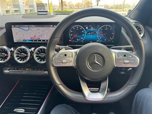 MERCEDES BENZ GLA CL 2022 Image 31