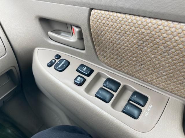 TOYOTA RAUM 2007 Image 31