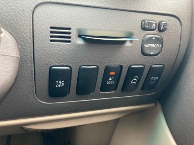 TOYOTA ALPHARD 2002 Image 31