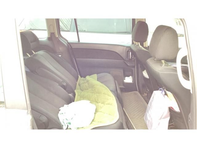 MAZDA MPV 2011 Image 31