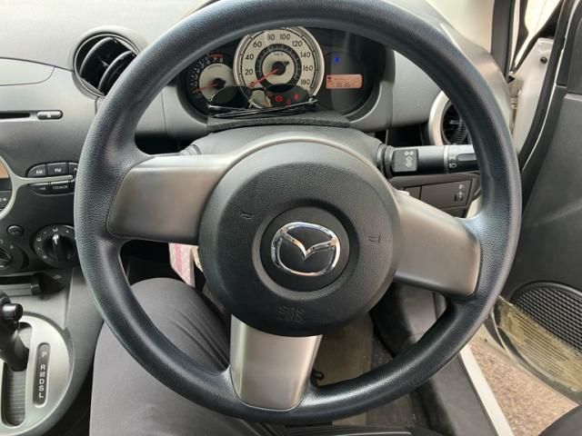 MAZDA DEMIO 2009 Image 31