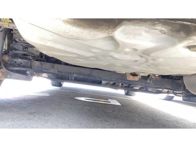 TOYOTA PRIUS ALPHA 2012 Image 31