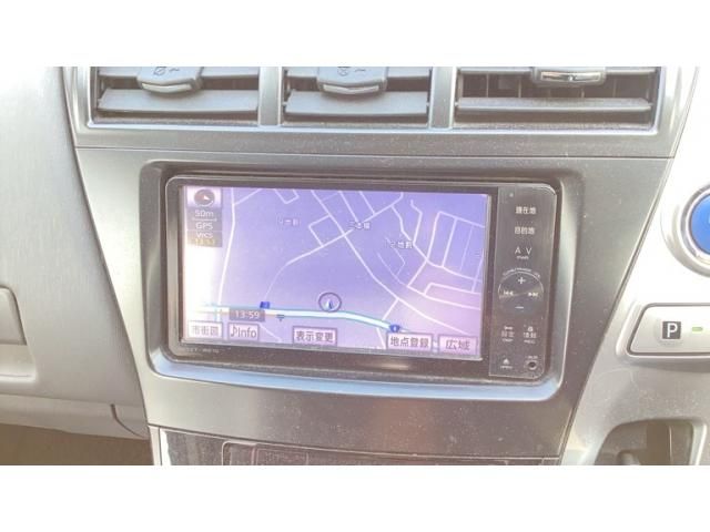 TOYOTA PRIUS ALPHA 2012 Image 31