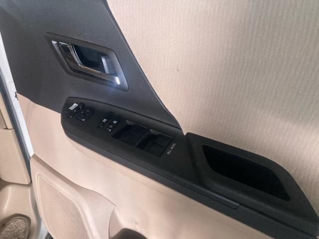 TOYOTA ALPHARD 2014 Image 31