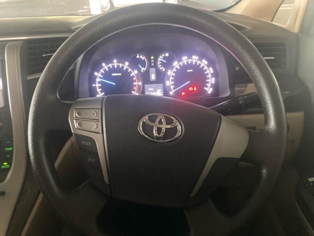 TOYOTA ALPHARD 2014 Image 31