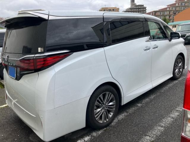 TOYOTA ALPHARD 2023 Image 31