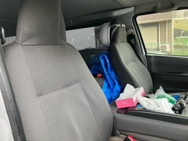 TOYOTA REGIUSACE VAN 2WD 2015 Image 31