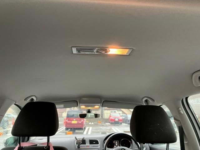 VOLKSWAGEN POLO 2014 Image 31