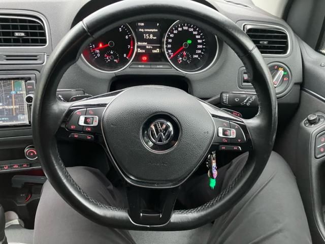 VOLKSWAGEN POLO 2014 Image 31