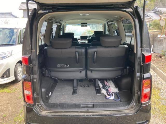 NISSAN ELGRAND 2006 Image 31