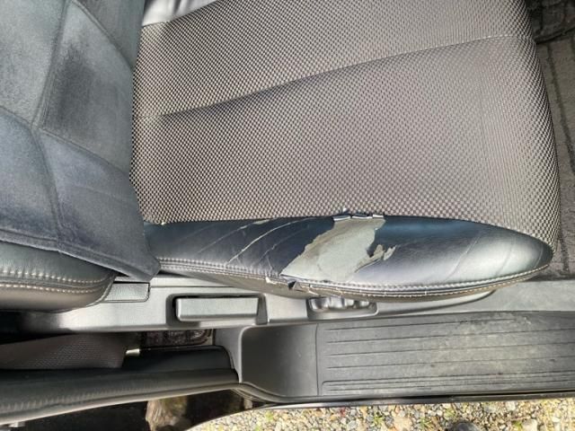 NISSAN ELGRAND 2006 Image 31