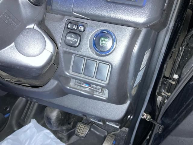 TOYOTA HIACE VAN 2WD 2017 Image 31