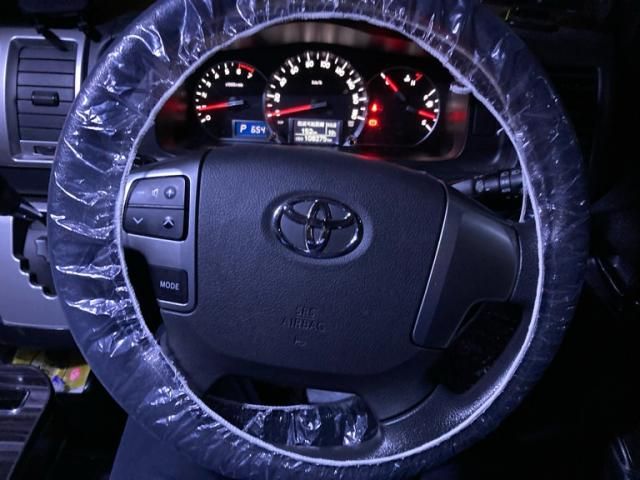 TOYOTA HIACE VAN 2WD 2017 Image 31