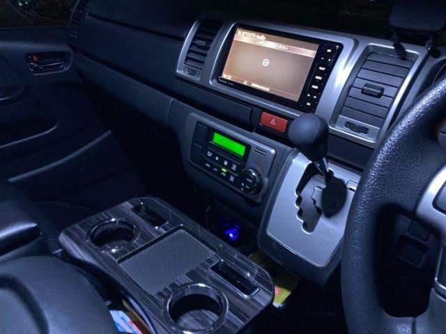 TOYOTA HIACE VAN 2WD 2017 Image 31