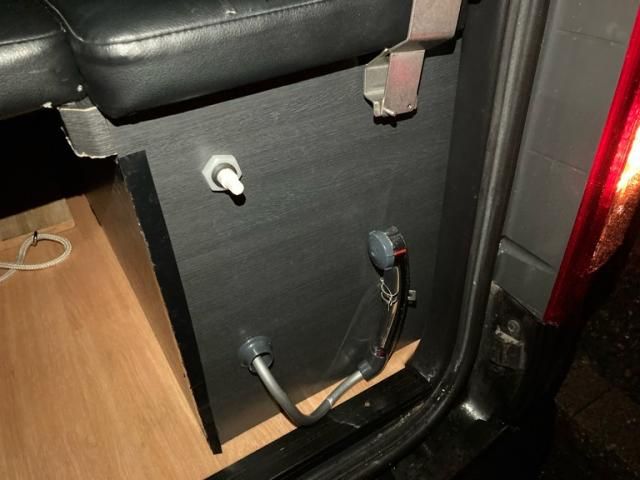 TOYOTA HIACE VAN 2WD 2017 Image 31