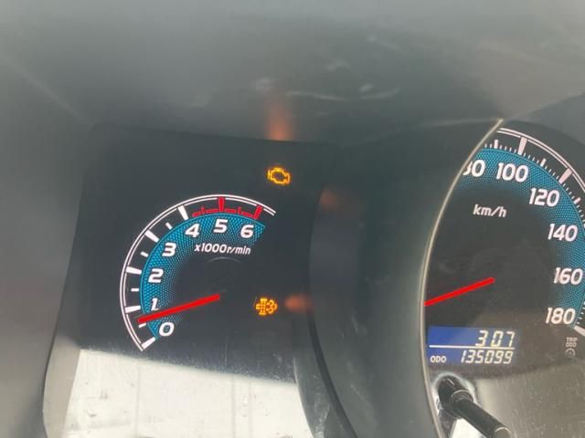 TOYOTA REGIUSACE VAN 2WD 2013 Image 31