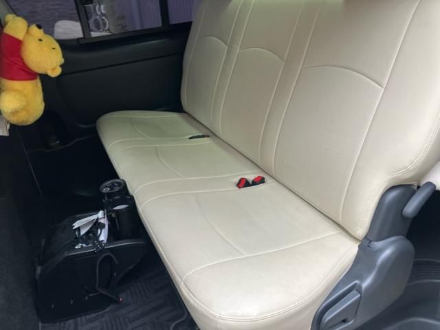 TOYOTA REGIUSACE VAN 2WD 2013 Image 31