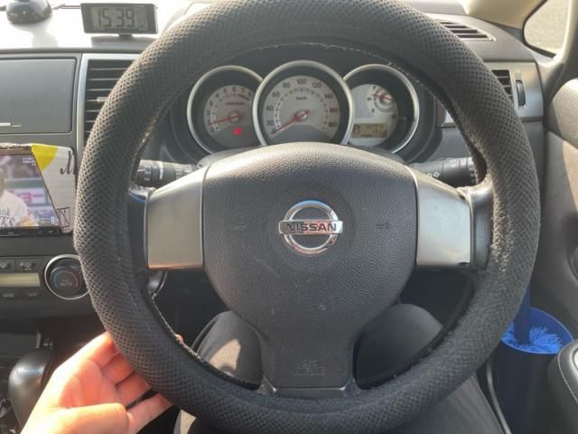 NISSAN TIIDA 2009 Image 31