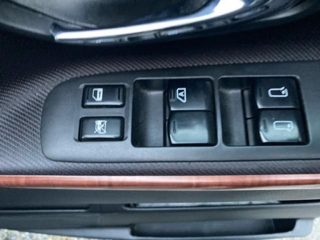 NISSAN ELGRAND 2007 Image 31